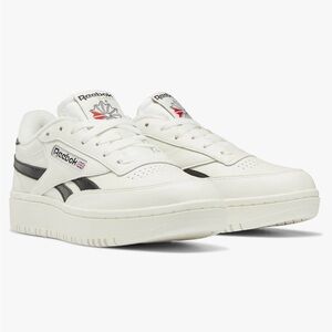 Reebok sneakers, women’s size 9